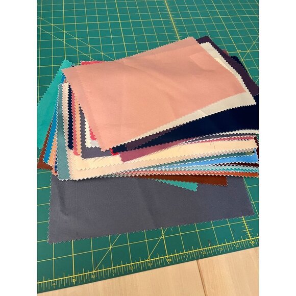 polyester fabric 12x6 lot of 45 pieces assorted colors, crafts, quilting, lining - Picture 1 of 3